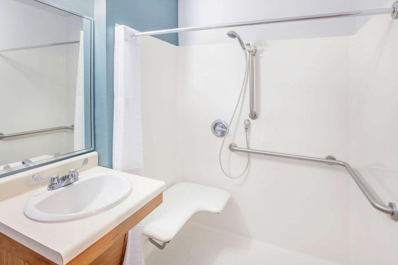 Woodspring Suites Harlingen Esterno foto